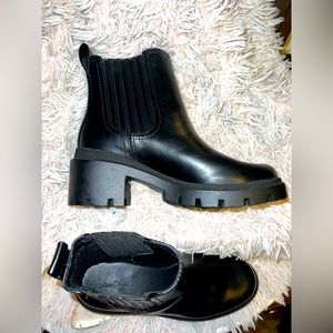 Brand new Size 8 1/2 black chunky boots